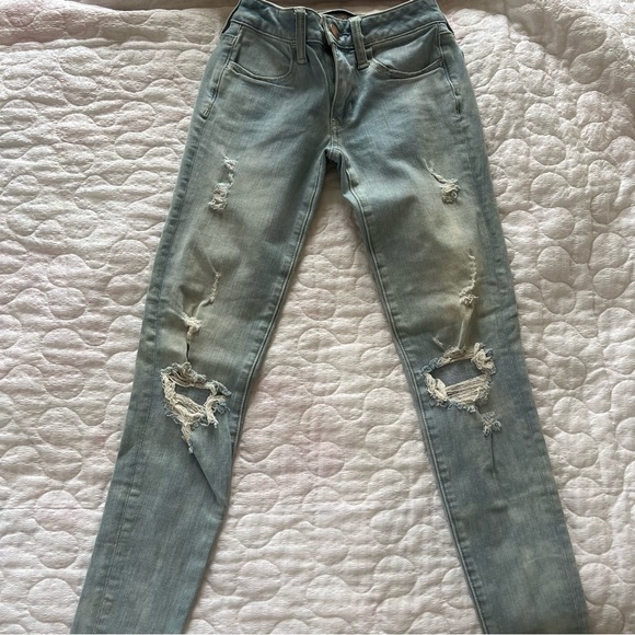 04 american eagle jeans light waist jeans - Picture 3 of 5